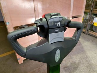 Stoccatori guida in accompagnamento Hangcha CDD16-XT1-SI