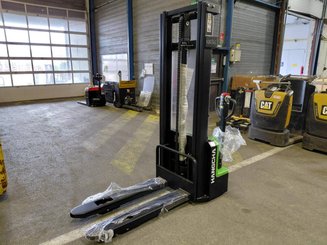 Stoccatori guida in accompagnamento Hangcha CDD15-A2MC2-ISZ