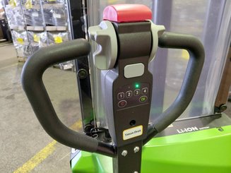 Stoccatori guida in accompagnamento Hangcha CDD15-A2MC2-ISZ - 3