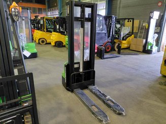 Stoccatori guida in accompagnamento Hangcha CDD15-A2MC2-ISZ