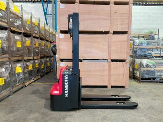 Stoccatori guida in accompagnamento Hangcha CDD12-AMC2-L