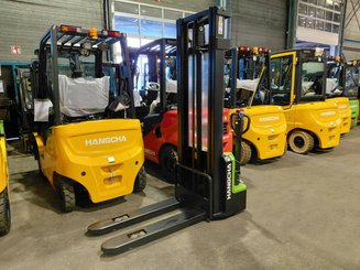 Stoccatori guida in accompagnamento Hangcha CDD15-A2MC2-ISZ