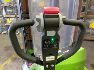 Stoccatori guida in accompagnamento Hangcha CDD15-A2MC2-ISZ