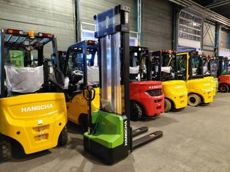 Stoccatori guida in accompagnamento Hangcha CDD15-A2MC2-ISZ