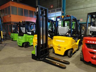 Stoccatori guida in accompagnamento Hangcha CDD15-A2MC2-ISZ