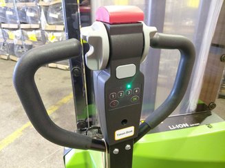 Stoccatori guida in accompagnamento Hangcha CDD15-A2MC2-ISZ