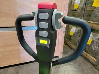 Stoccatori guida in accompagnamento Hangcha CDD15-A2MC2-ISZ