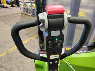 Stoccatori guida in accompagnamento Hangcha CDD15-A2MC2-ISZ