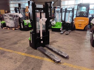 Stoccatori guida in accompagnamento Hangcha CDD12-AMC2-Li