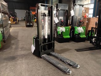 Stoccatori guida in accompagnamento Hangcha CDD12-AMC2-Li