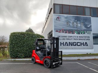 Carrello elevatore frontale a 4 ruote Hangcha XF30D-2