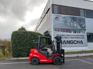 Carrello elevatore frontale a 4 ruote Hangcha XF30D-2