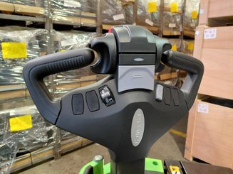 Stoccatori con piattaforma Hangcha CDD16-XT1S-SiL
