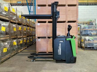 Stoccatori con piattaforma Hangcha CDD16-XT1S-SiL