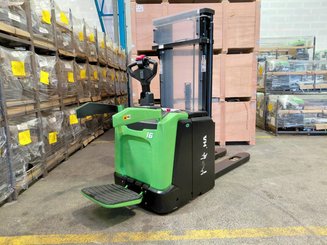 Stoccatori con piattaforma Hangcha CDD16-XT1S-SiL