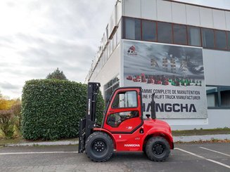 Carrelli elevatori fuoristrada Hangcha TT30-4 (CPCD30-XW98C-RT4)