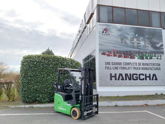 Carrello elevatore frontale a 3 ruote Hangcha XC3-18i
