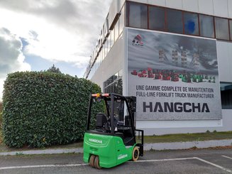 Carrello elevatore frontale a 3 ruote Hangcha XC3-18i