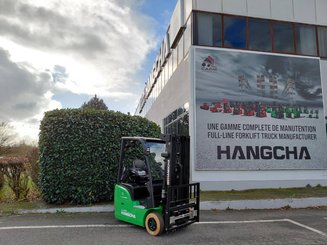 Carrello elevatore frontale a 3 ruote Hangcha XC3-18i