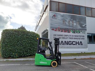 Carrello elevatore frontale a 3 ruote Hangcha XC3-18i