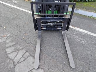 Carrello elevatore frontale a 3 ruote Hangcha XC3-20i (CPDS20-XCY2G-SI)