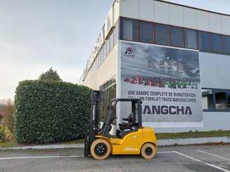 Carrello elevatore frontale a 4 ruote Hangcha XE35i (CPD35-XEY2HA-SI)