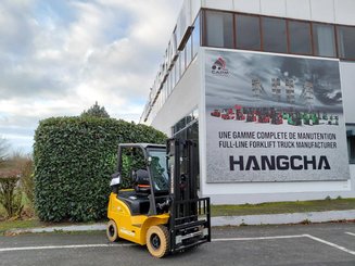 Carrello elevatore frontale a 4 ruote Hangcha XE18i (CPD18-XEY2HA-SI) 