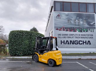 Carrello elevatore frontale a 4 ruote Hangcha XE25i ( CPD25-XEY2HA-SI )
