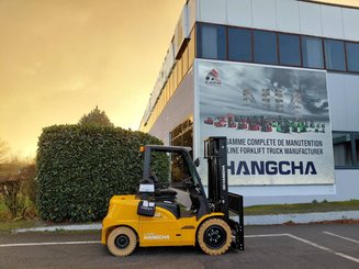 Carrelli elevatori elettrici Hangcha XE40Ci (CPD40-XEXY2-SI)