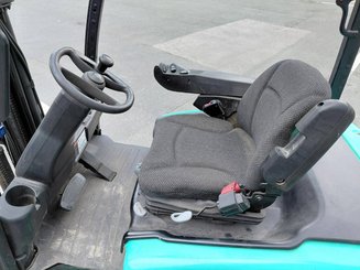 Carrello elevatore frontale a 4 ruote Hyster J2.50XM
