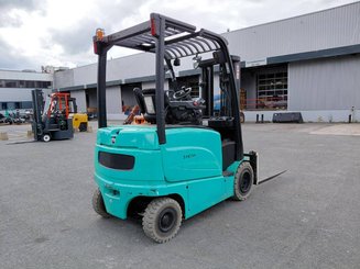 Carrello elevatore frontale a 4 ruote Hyster J2.50XM