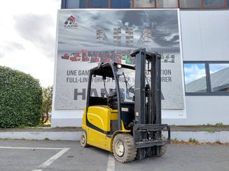 Carrello elevatore frontale a 4 ruote Yale ERP25VL