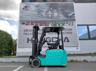 Carrello elevatore frontale a 3 ruote Hyster J160XNT