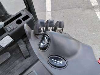 Carrello elevatore frontale a 3 ruote Hyster J160XNT