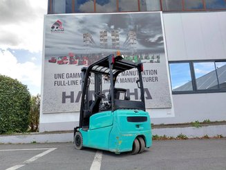 Carrello elevatore frontale a 3 ruote Hyster J160XNT