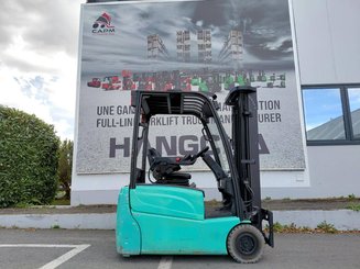 Carrello elevatore frontale a 3 ruote Hyster J160XNT