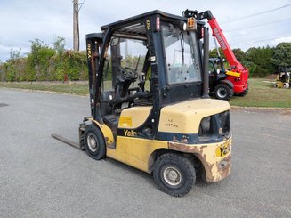 Carrello elevatore frontale a 4 ruote Yale GDP25VX