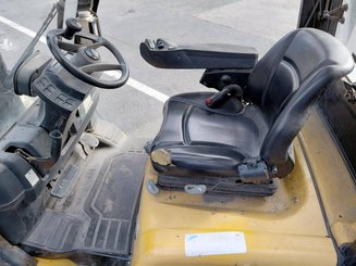 Carrello elevatore frontale a 4 ruote Yale GDP25VX