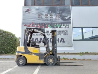 Carrello elevatore frontale a 4 ruote Yale GDP25VX