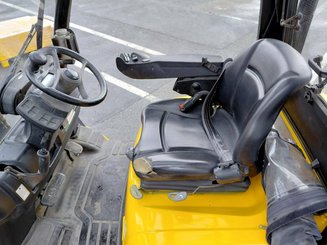 Carrello elevatore frontale a 4 ruote Yale GDP25VX