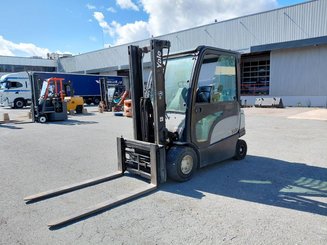 Carrello elevatore frontale a 4 ruote Yale ERP30VL