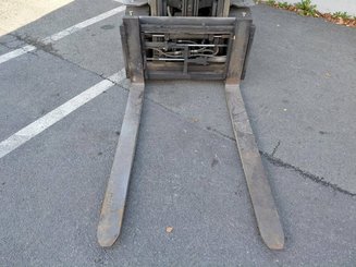 Carrello elevatore frontale a 4 ruote Yale ERP30VL