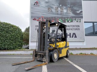 Carrello elevatore frontale a 4 ruote Yale GLP25VX
