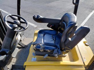 Carrello elevatore frontale a 3 ruote Yale ERP18VTL