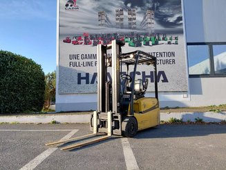 Carrello elevatore frontale a 3 ruote Yale ERP18VTL
