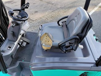 Carrello elevatore frontale a 3 ruote Mitsubishi FB16CPNT