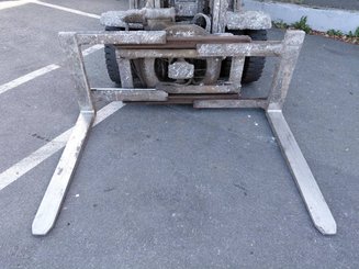 Carrello elevatore frontale a 4 ruote Yale GDP35VX