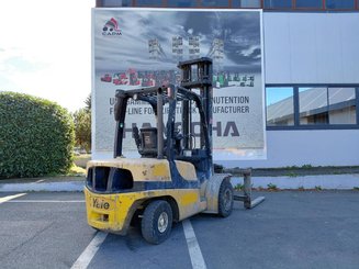 Carrello elevatore frontale a 4 ruote Yale GDP35VX