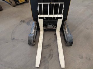 Carrelli retrattili Yale MR14