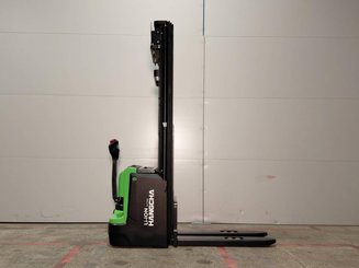 Stoccatori guida in accompagnamento Hangcha CDD20 XT1-SI - 4